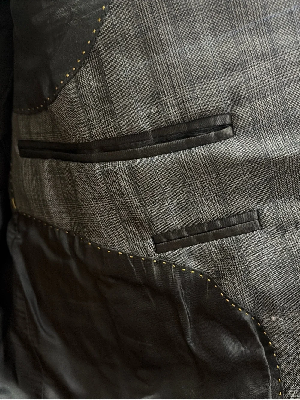 Hart Schaffner Marx Charcoal Glen Plaid Two-Button Suit Jacket